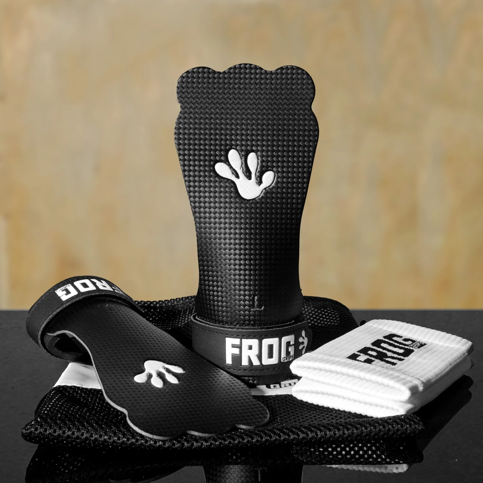 FROG GRIPS® BASE CARBON - Fingerless - Image 4