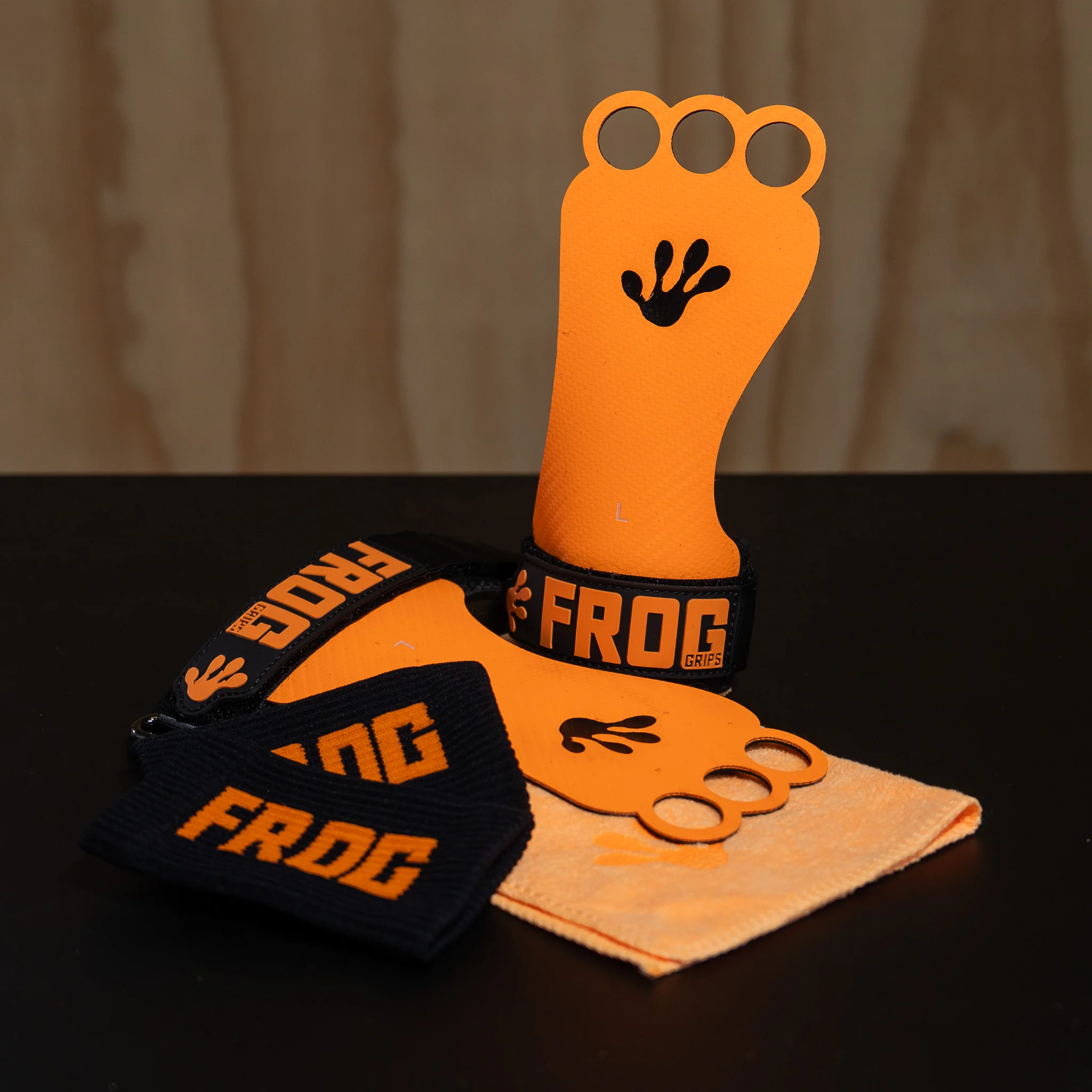 FROG GRIPS® ELITE FINGERHOLE - Orange - Image 4